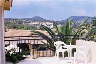 Aparthotel Tavros
