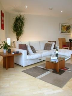 Aparthotel The Atrium By Bridgestreet