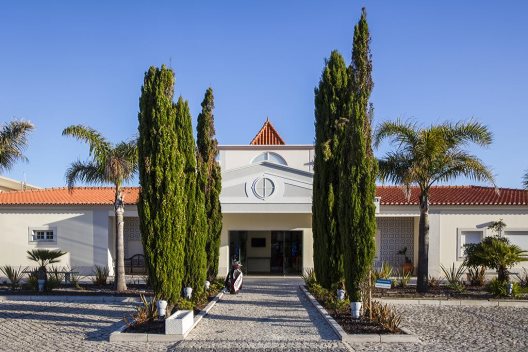 Aparthotel The Village Praia D'el Rey Golf & Beach Resort