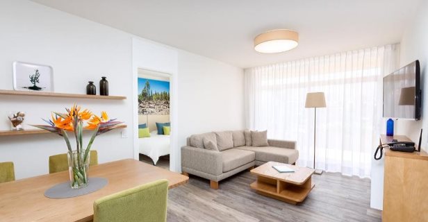 Aparthotel Tigaiga Suites