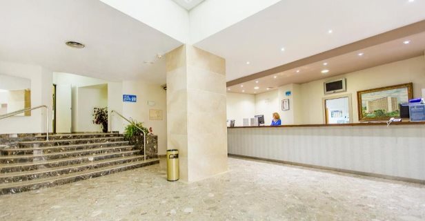Aparthotel Tres Anclas
