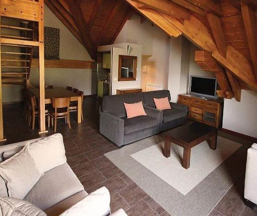 Aparthotel Tres Quiñones