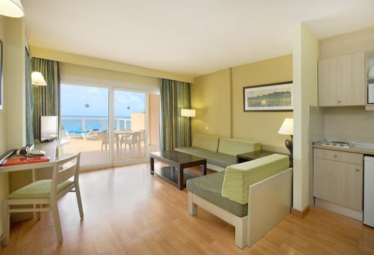 Aparthotel Universal Don Camilo