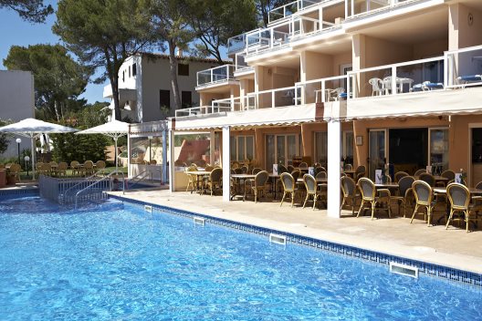 Aparthotel Universal Don Camilo