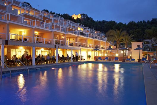 Aparthotel Universal Don Camilo