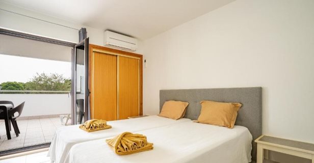 Aparthotel Vale De Carros