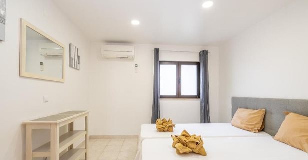 Aparthotel Vale De Carros