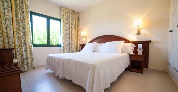 Aparthotel Valentín Son Bou