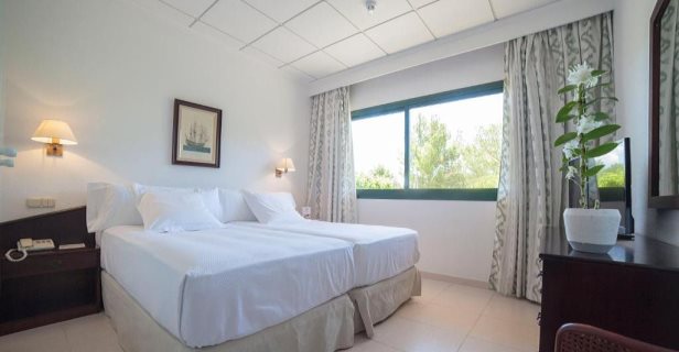 Aparthotel Valentín Son Bou
