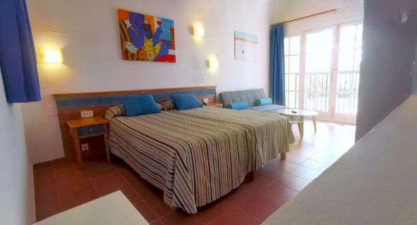 Aparthotel Vibra Caleta Playa