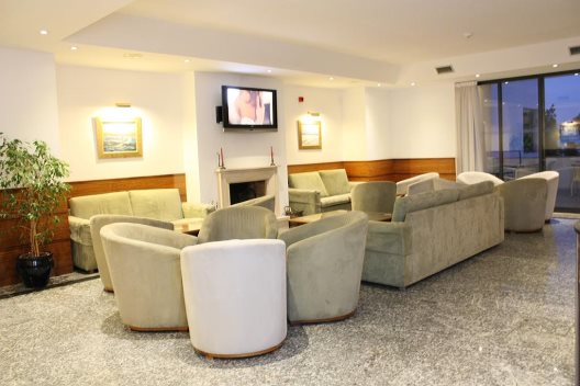 Aparthotel Vila Petra