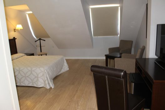 Aparthotel Villa De Parla