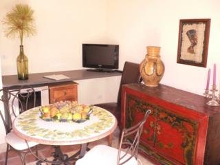 Aparthotel Villa Dei Papiri