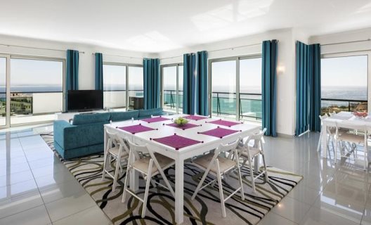 Aparthotel Villa Doris Suites