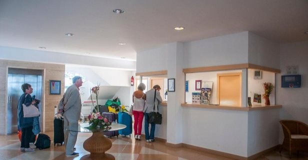 Aparthotel Vistamar