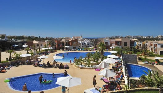 Aparthotel Vitors Village