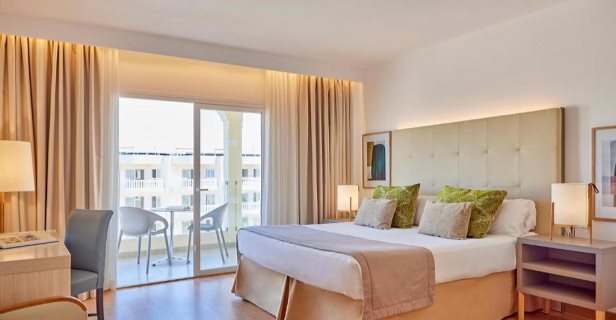 Aparthotel Zafiro Bahía