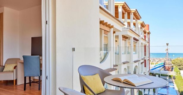 Aparthotel Zafiro Bahía
