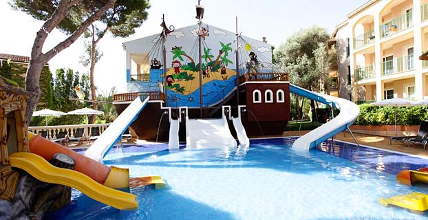 Aparthotel Zafiro Cala Mesquida