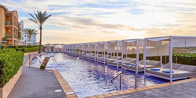 Aparthotel Zafiro Cala Mesquida