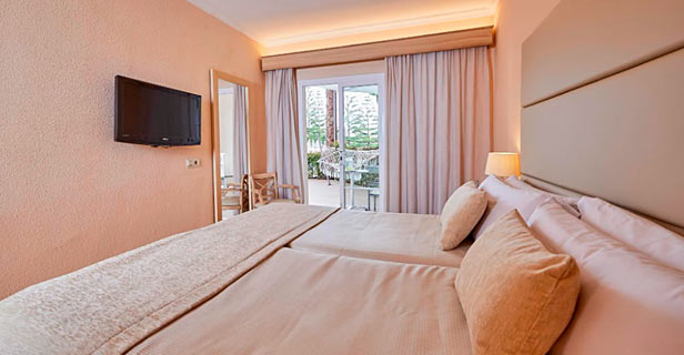 Aparthotel Zafiro Can Picafort