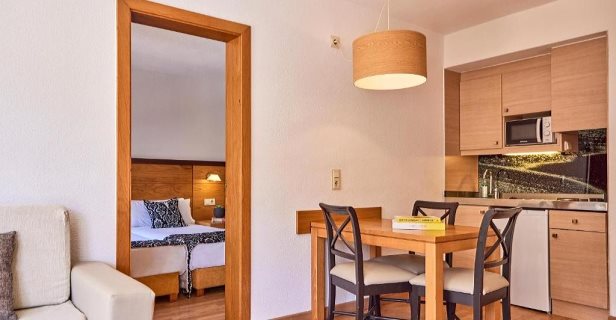 Aparthotel Zafiro Tropic Spa