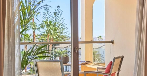 Aparthotel Zafiro Tropic Spa