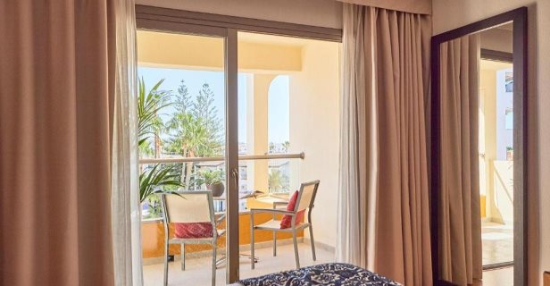 Aparthotel Zafiro Tropic Spa