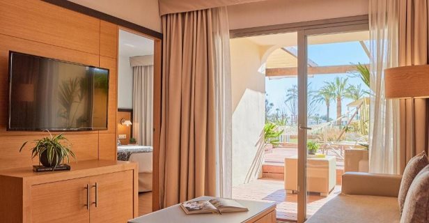 Aparthotel Zafiro Tropic Spa