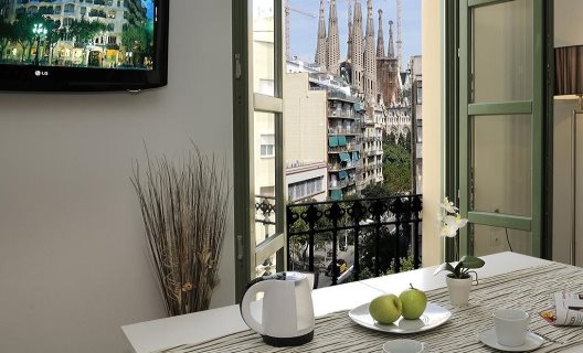 Apartmentos Hostemplo Suites