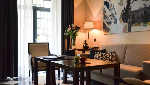 Apartohotel Aguilas 5 Sevilla Suites