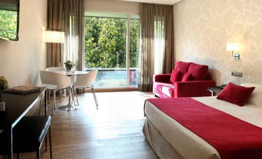 Apartosuite Jardines De Sabatini