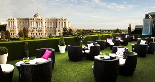 Apartosuite Jardines De Sabatini