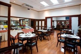 Apartotel & Suites Villas Del Rio