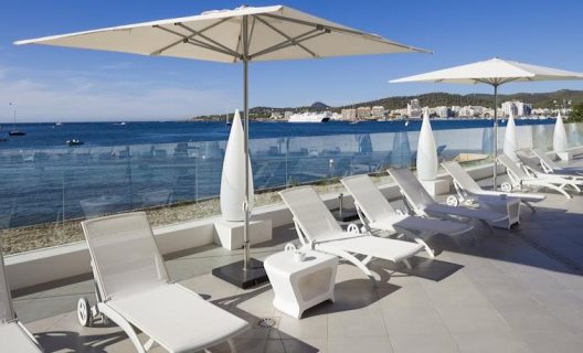 Axelbeach Ibiza Suite Apartments And Beach Club