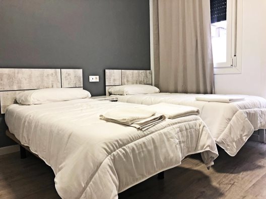 B & Butik Almeria Centro