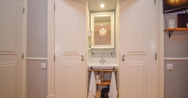 B Lisbon Downtown Suites