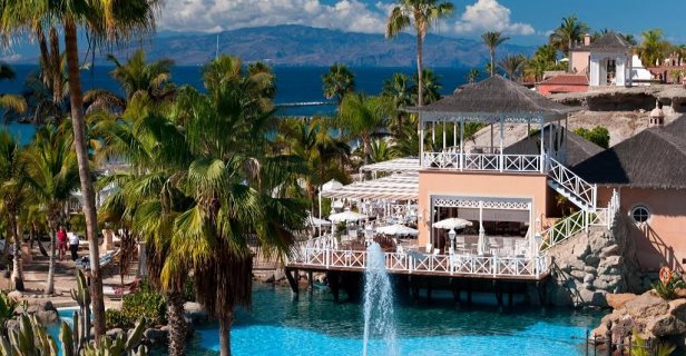 Bahía Del Duque Resort