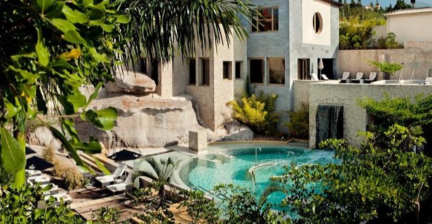 Bahía Del Duque Resort