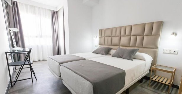 Bajondillo Beach Cozy Inns