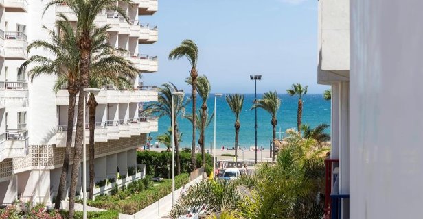 Bajondillo Beach Cozy Inns