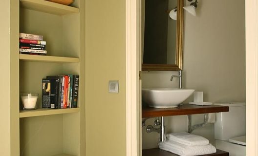 Barna House Bed And Breakfast
