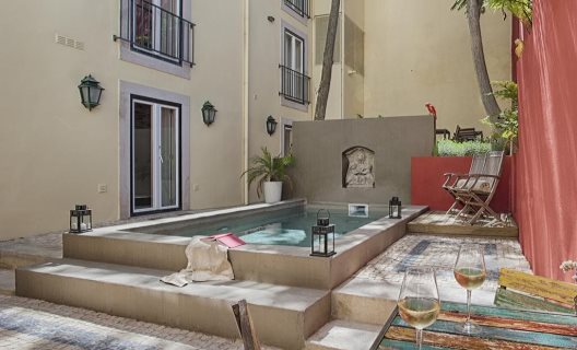 Bed And Breakfasts Dear Lisbon Charming House