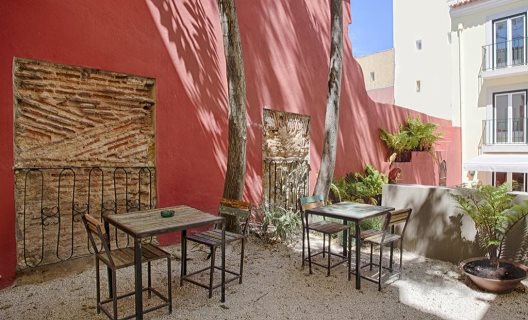 Bed And Breakfasts Dear Lisbon Charming House