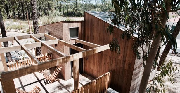 Bukubaki Ecosurf Resort