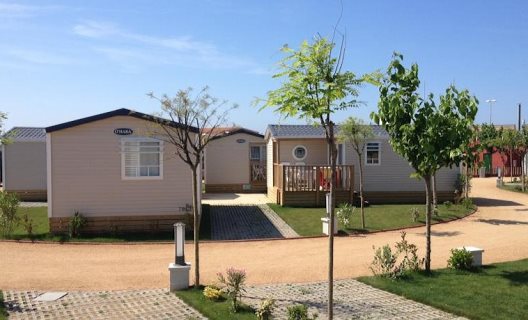 Bungalows Camping Resort Els Pins