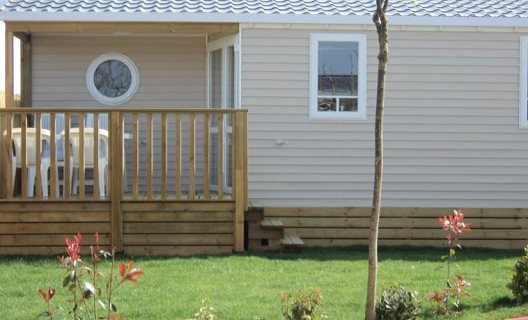 Bungalows Camping Resort Els Pins