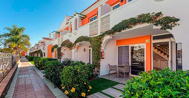 Bungalows Cordial Green Golf