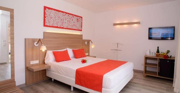 Cala Llenya Resort Ibiza