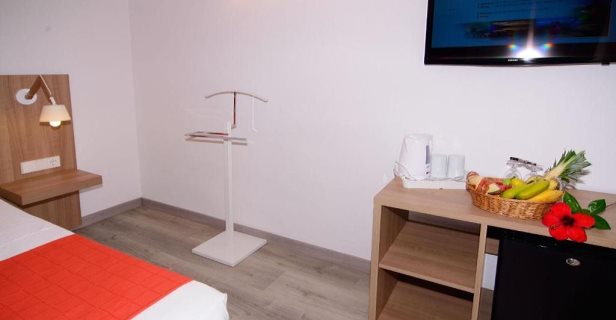 Cala Llenya Resort Ibiza